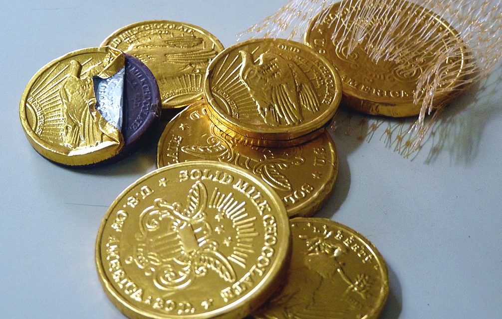 Gold und Silber auf Echtheit prüfen